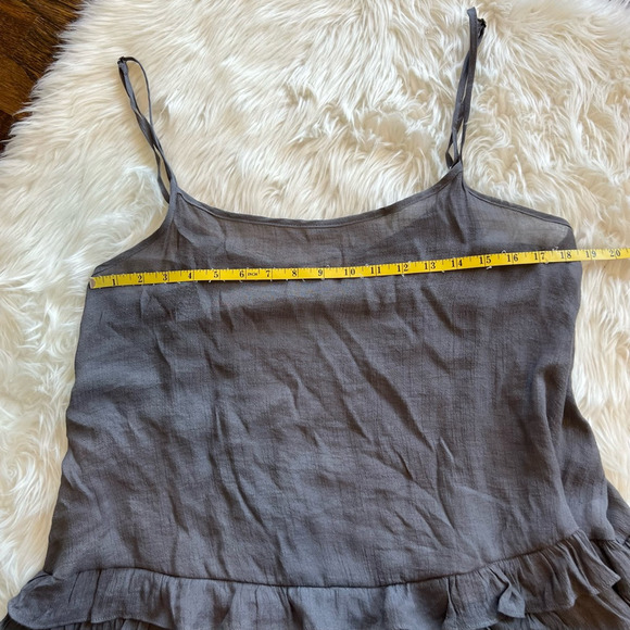 Easel Womens Camisole Cami Top Gray Textured Spaghetti Strap Scoop Ruffles M - Picture 5 of 7